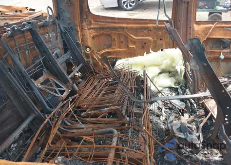 2017 Toyota Tundra Sr5 5.7L V8 from USA, damaged, VIN 5TFDY5F18HX610092